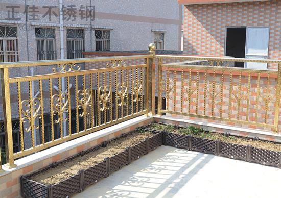 wb官网回形花纹管围栏
