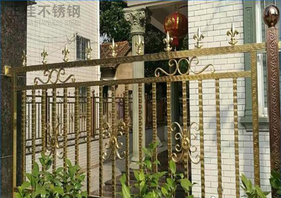 wb官网回形花纹管围栏3