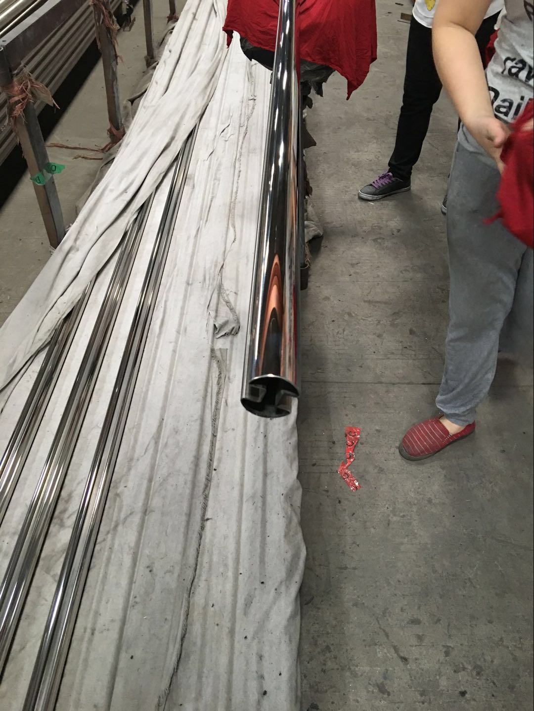 wb官网镜面圆管双槽管2.jpg