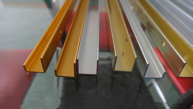 彩色wb官网U型槽管