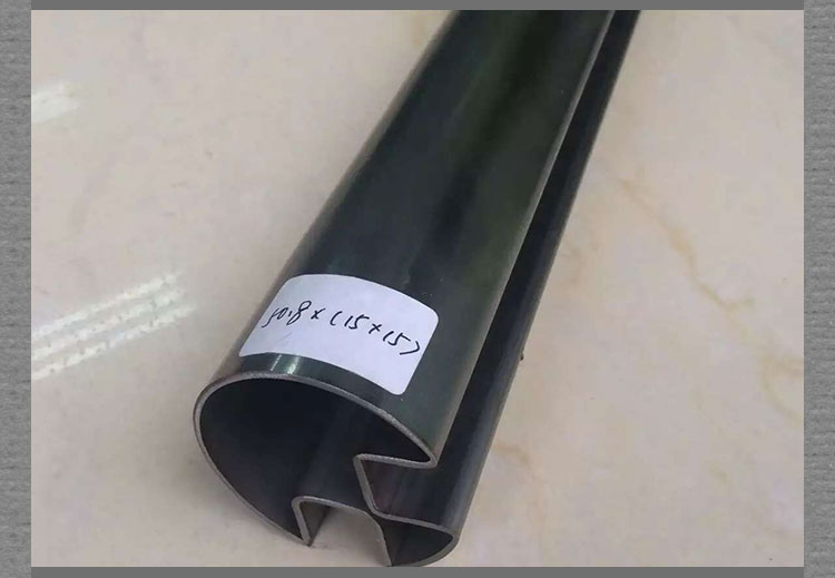 90°度wb官网凹槽管