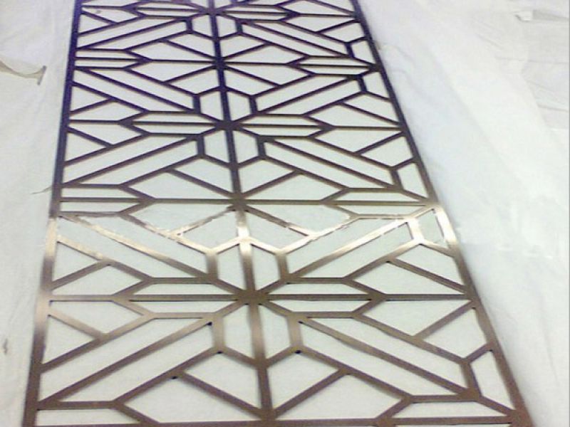 哪些地方常用wb官网花格隔断呢